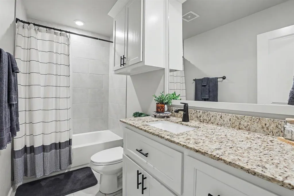 Photo 15 — 8201 Lambert Way, Edmond, OK 73034