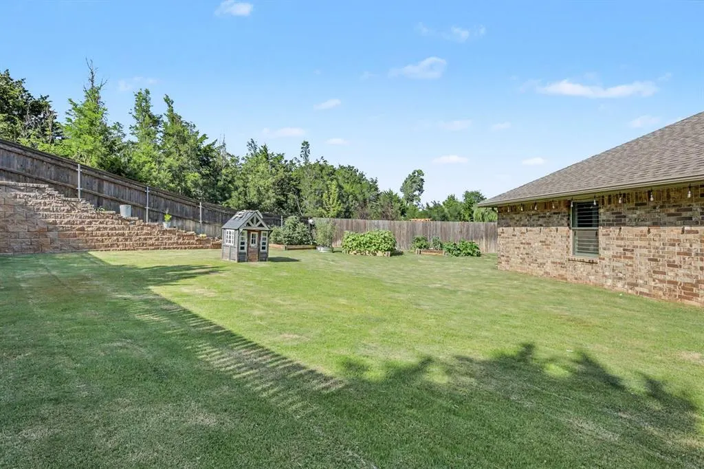 Photo 21 — 8201 Lambert Way, Edmond, OK 73034