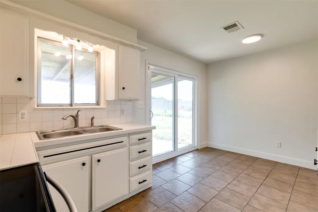 Photo 15 — 3025 SW 71st Street, Oklahoma City, OK 73159