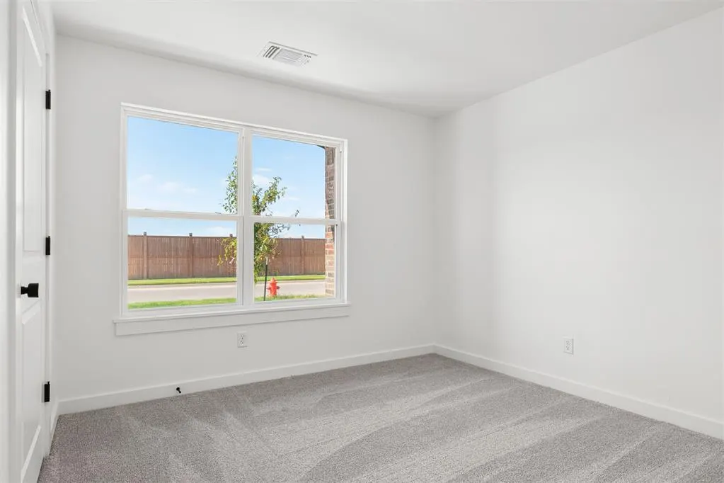Photo 14 — 1313 SW 157th Street, Moore, OK 73170