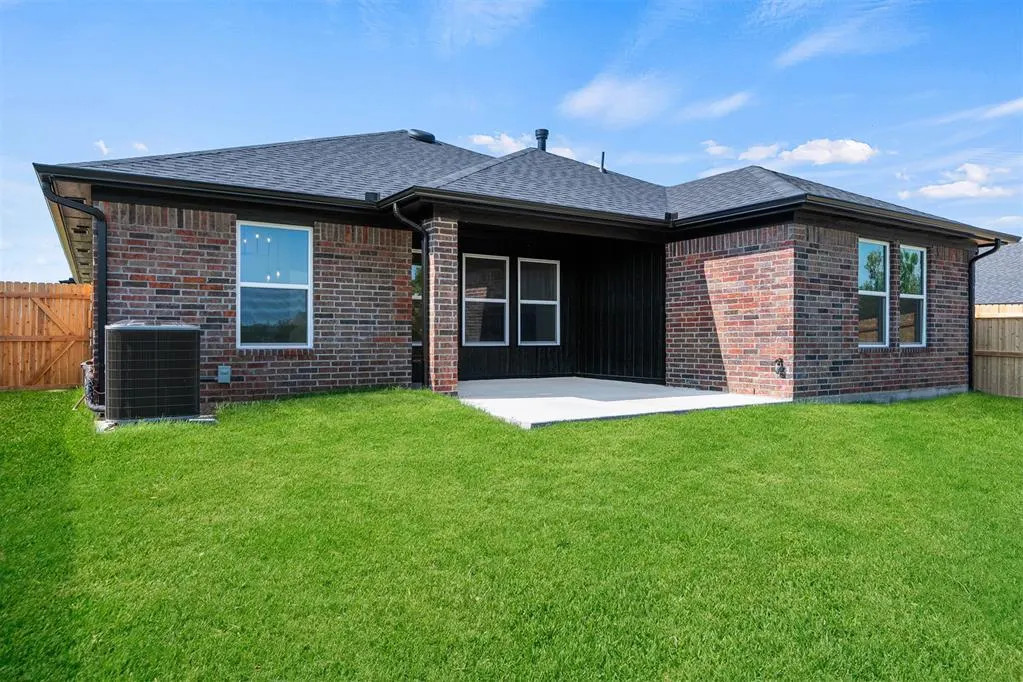 Photo 28 — 1313 SW 157th Street, Moore, OK 73170