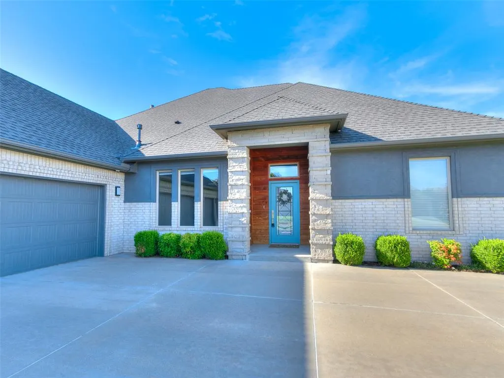 Photo 3 — 4326 Frontier Trail, Norman, OK 73072