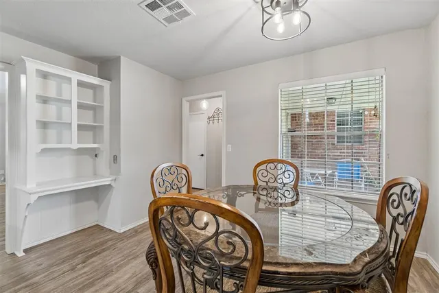 Photo 8 — 9912 S Country Club Drive, Oklahoma City, OK 73159
