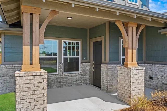 Photo 3 — 1329 SW 157th Street, Moore, OK 73170