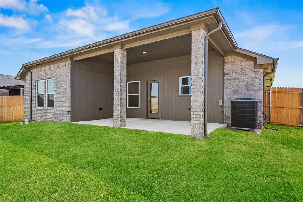 Photo 25 — 1329 SW 157th Street, Moore, OK 73170