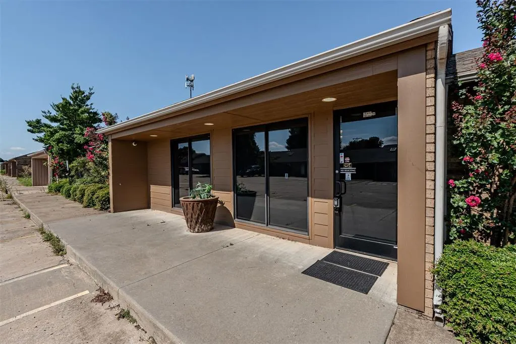 Photo 4 — 1530 SW 89th Street A2, Oklahoma City, OK 73159