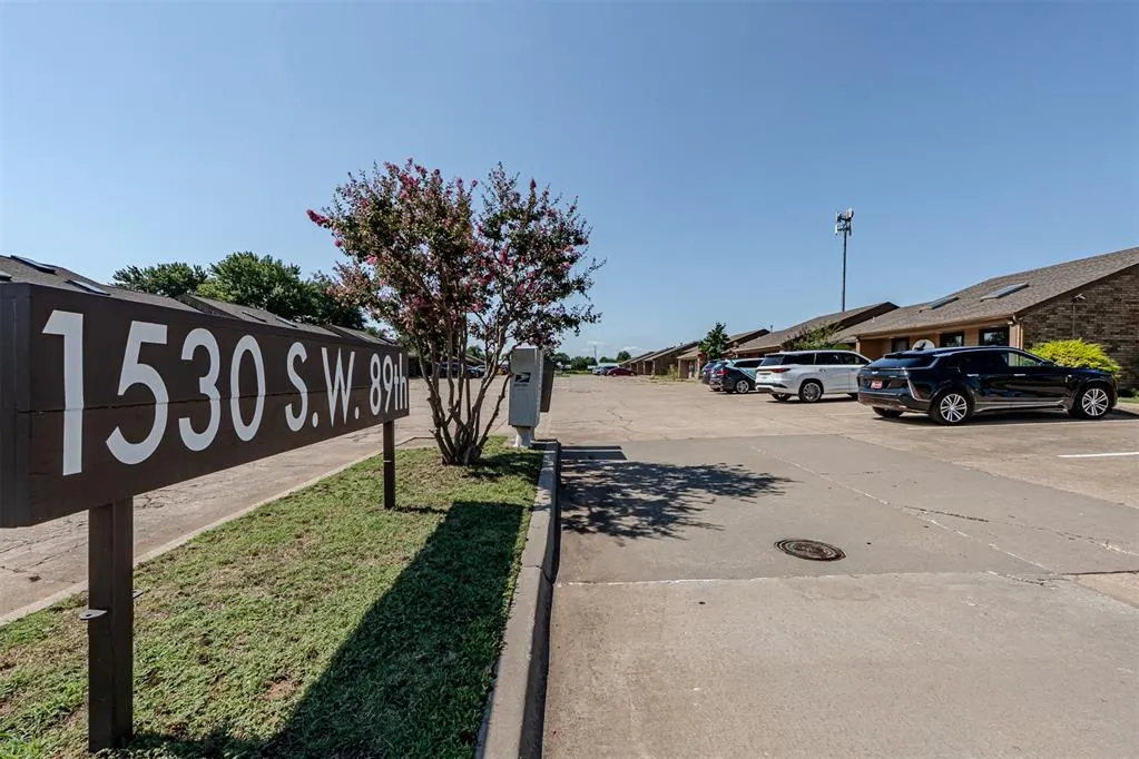 Photo 5 — 1530 SW 89th Street A2, Oklahoma City, OK 73159