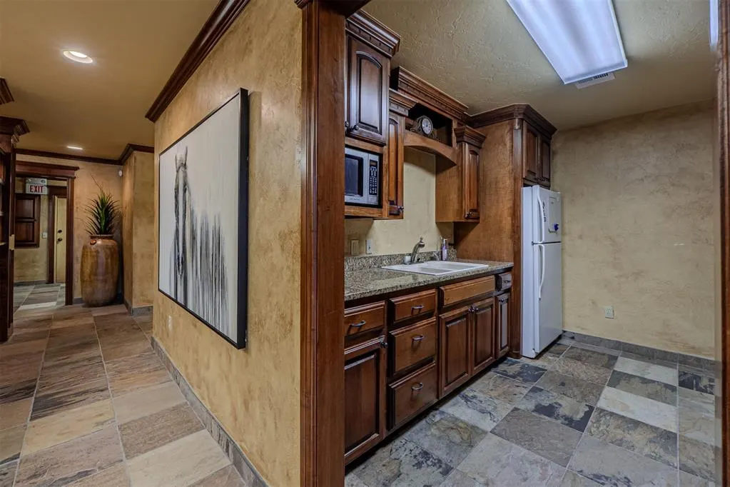 Photo 14 — 1530 SW 89th Street A2, Oklahoma City, OK 73159