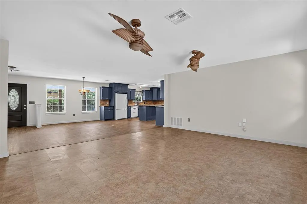Photo 8 — 10801 231st Street, Blanchard, OK 73010