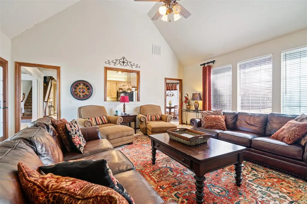 Photo 10 — 1308 Burnham Court, Edmond, OK 73025
