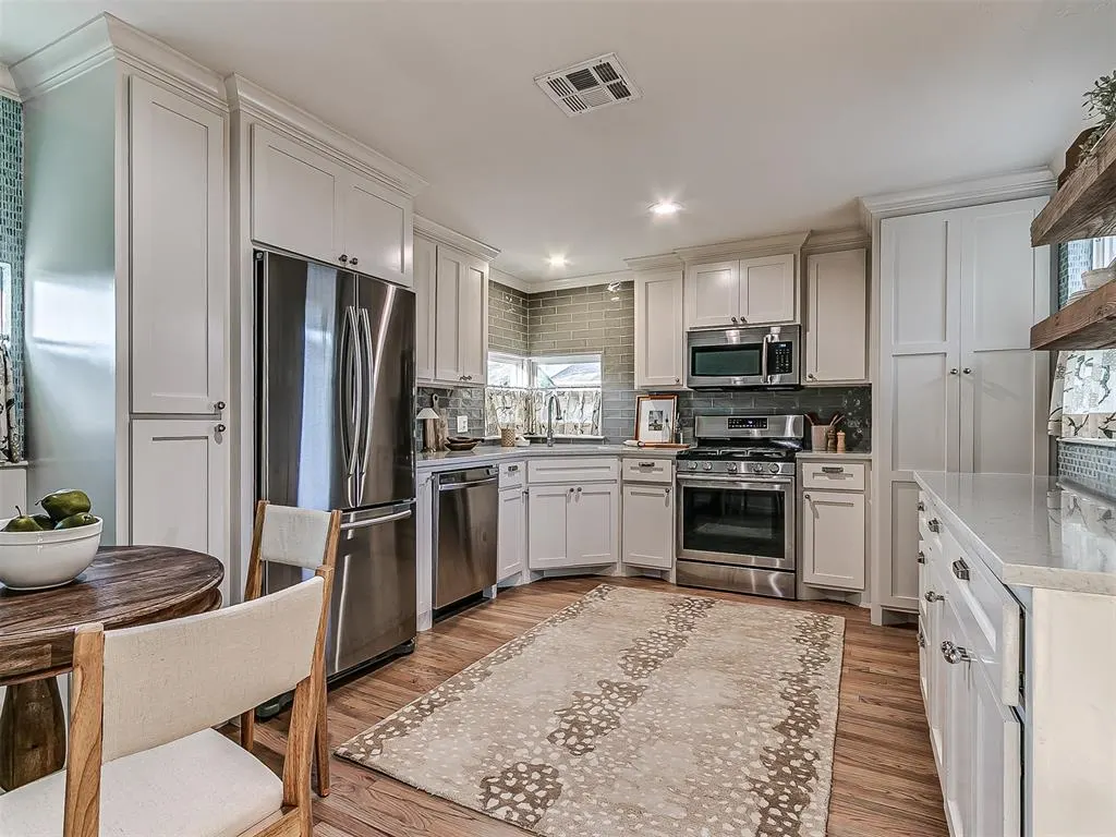 Photo 19 — 6204 N Ross Avenue, Oklahoma City, OK 73112