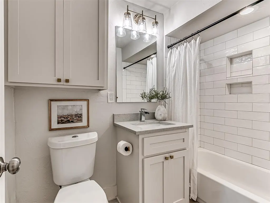 Photo 32 — 6204 N Ross Avenue, Oklahoma City, OK 73112