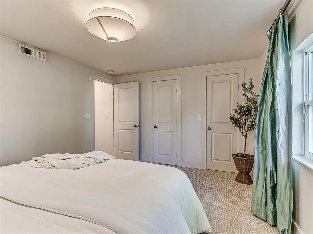 Photo 36 — 6204 N Ross Avenue, Oklahoma City, OK 73112
