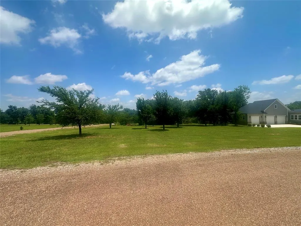 Photo 2 — 29868 Vineyard Meadow Road, Norman, OK 73072