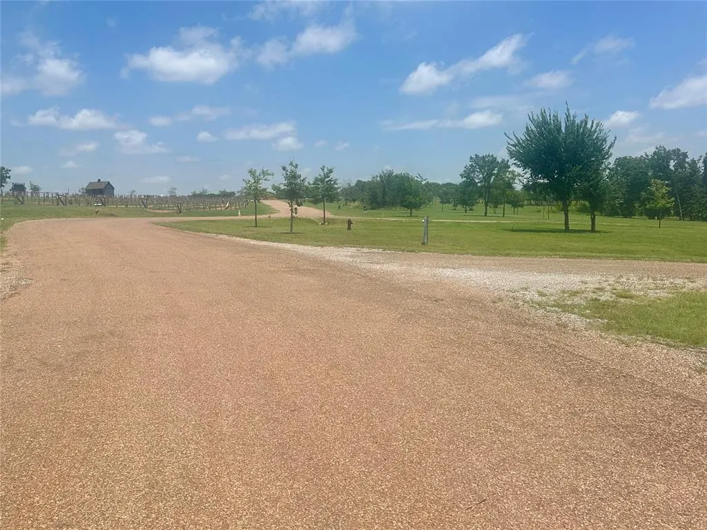 Photo 7 — 29868 Vineyard Meadow Road, Norman, OK 73072