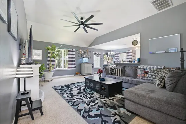 Photo 5 — 2046 Huntington Road, Oklahoma City, OK 73130