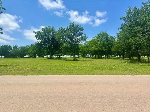 Photo 5 — 30210 Mesquite Way, Norman, OK 73072