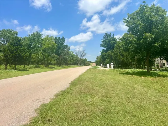 Photo 7 — 30210 Mesquite Way, Norman, OK 73072