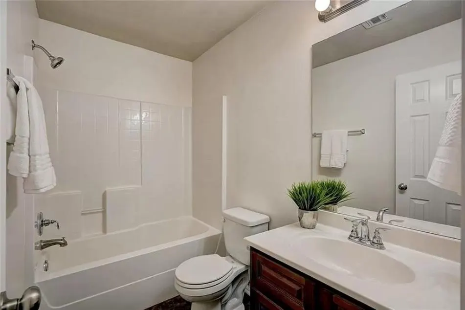 Photo 19 — 12100 NW 133rd Road, Piedmont, OK 73078