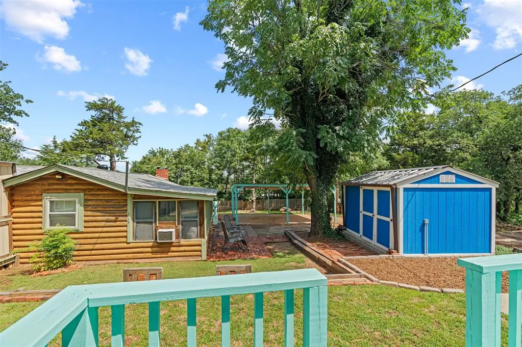 Photo 17 — 21306 E Tenth Street, Hinton, OK 73047
