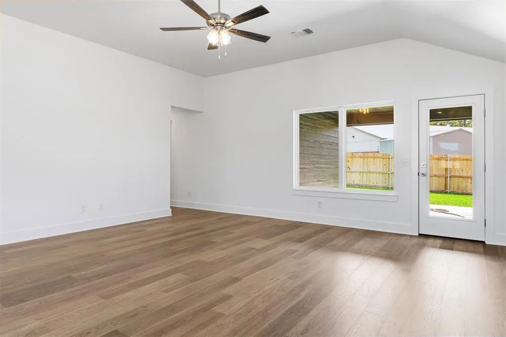 Photo 9 — 151 Pleasant View, Harrah, OK 73045
