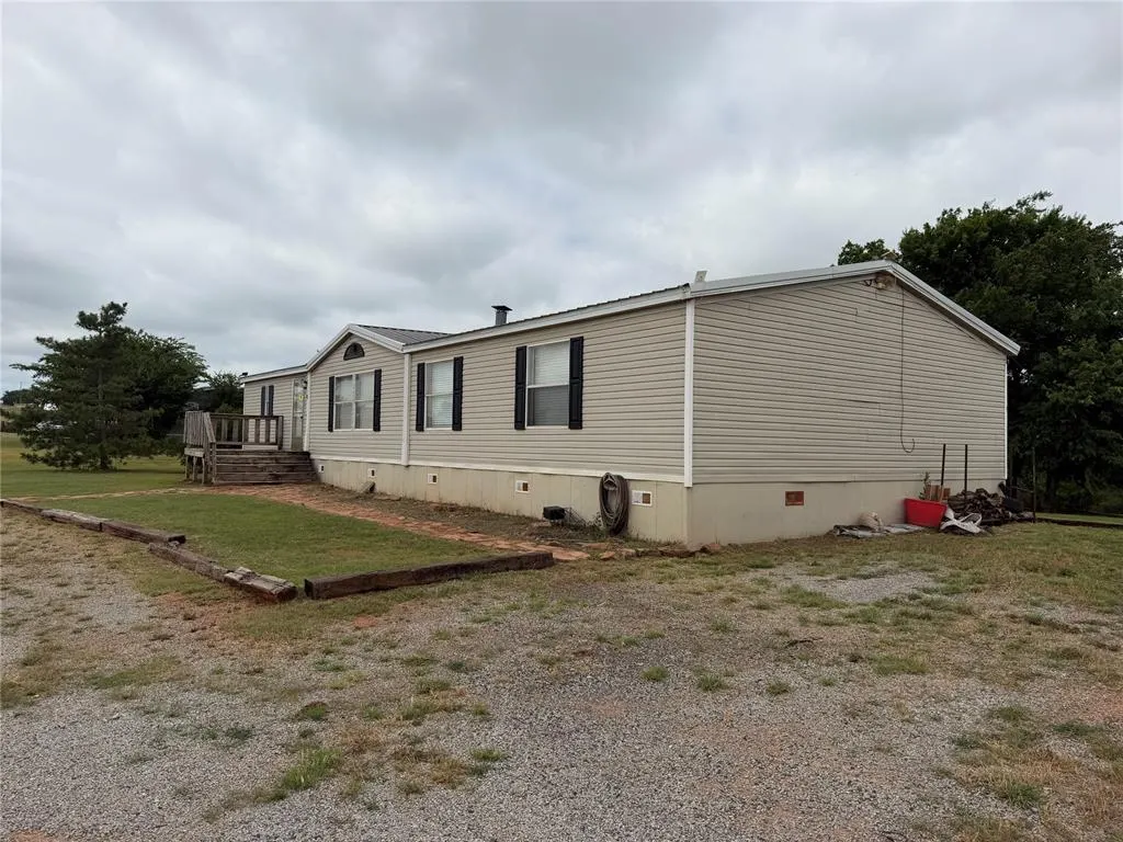 Photo 2 — 2664 County Street 2856, Chickasha, OK 73018