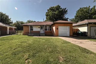Sold home at 2553 SW Murray Drive