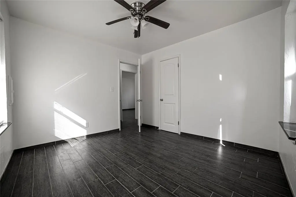 Photo 8 — 2553 SW Murray Drive, Oklahoma City, OK 73119