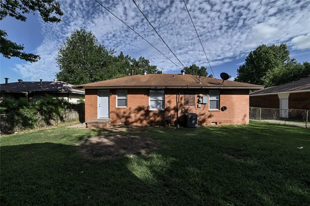 Photo 13 — 2553 SW Murray Drive, Oklahoma City, OK 73119