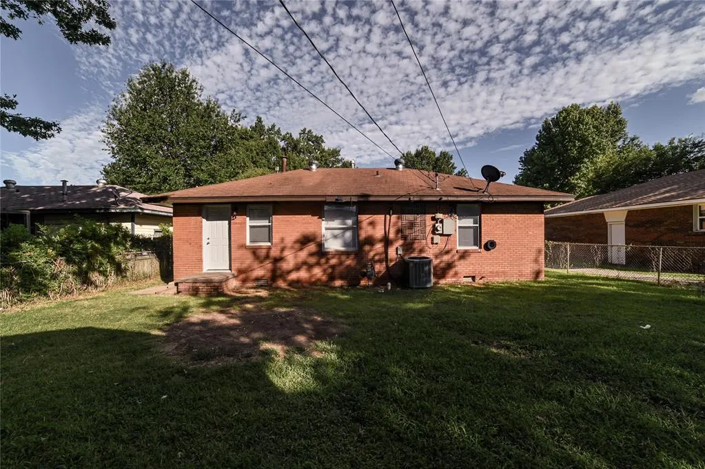 Photo 15 — 2553 SW Murray Drive, Oklahoma City, OK 73119