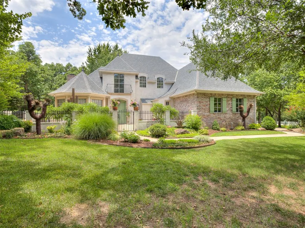 Front exterior — 1514 Duxsford Court, Edmond, OK 73034