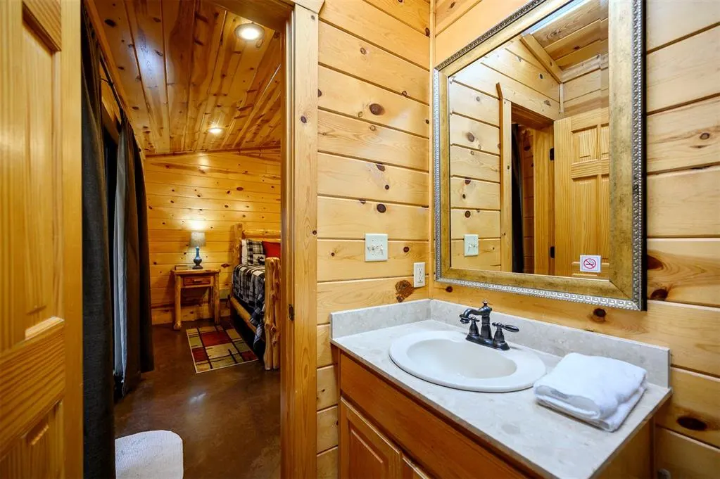 Photo 9 — 184 Mangrove Road, Broken Bow, OK 74728