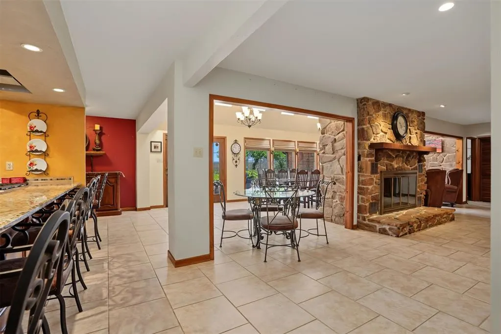 Photo 18 — 124 N Lee Street, Hollis, OK 73550