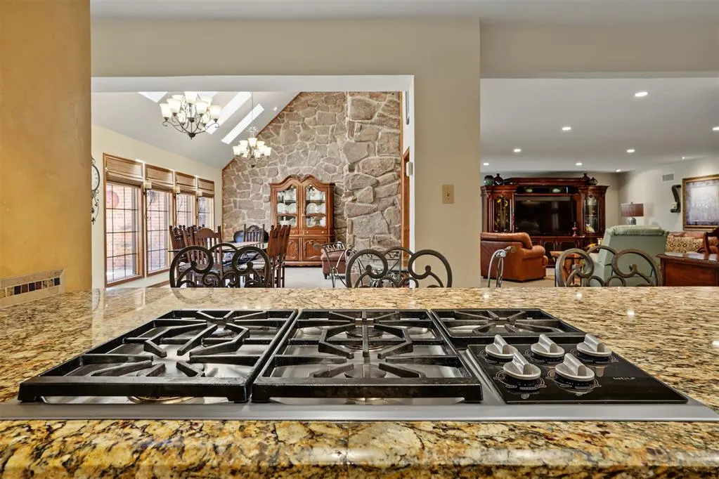 Photo 21 — 124 N Lee Street, Hollis, OK 73550