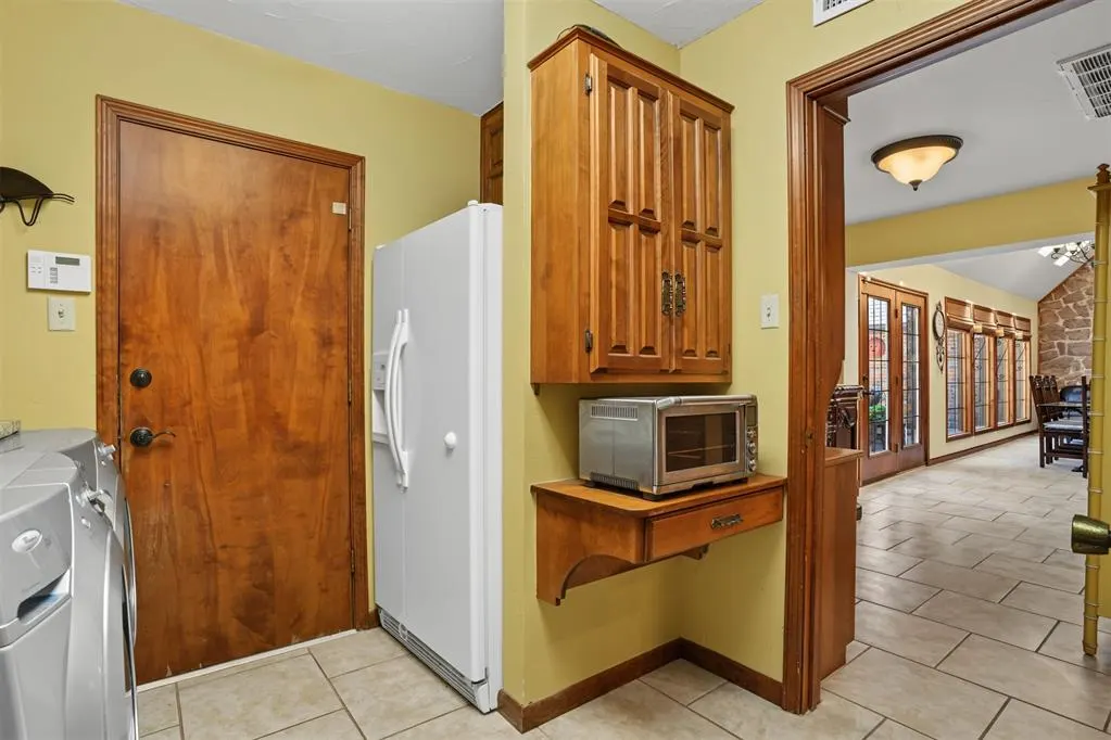 Photo 29 — 124 N Lee Street, Hollis, OK 73550