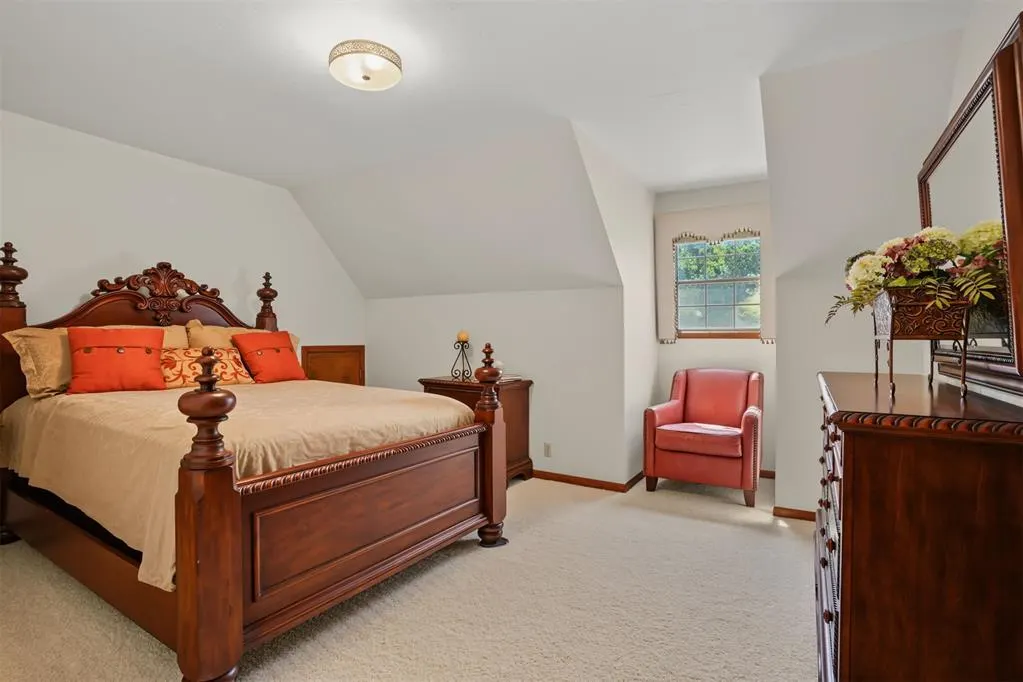 Photo 44 — 124 N Lee Street, Hollis, OK 73550