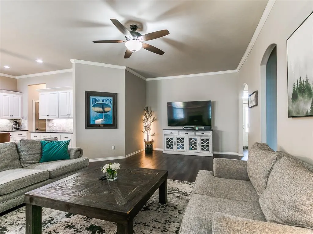 Photo 10 — 12108 SW 17th Street, Yukon, OK 73099