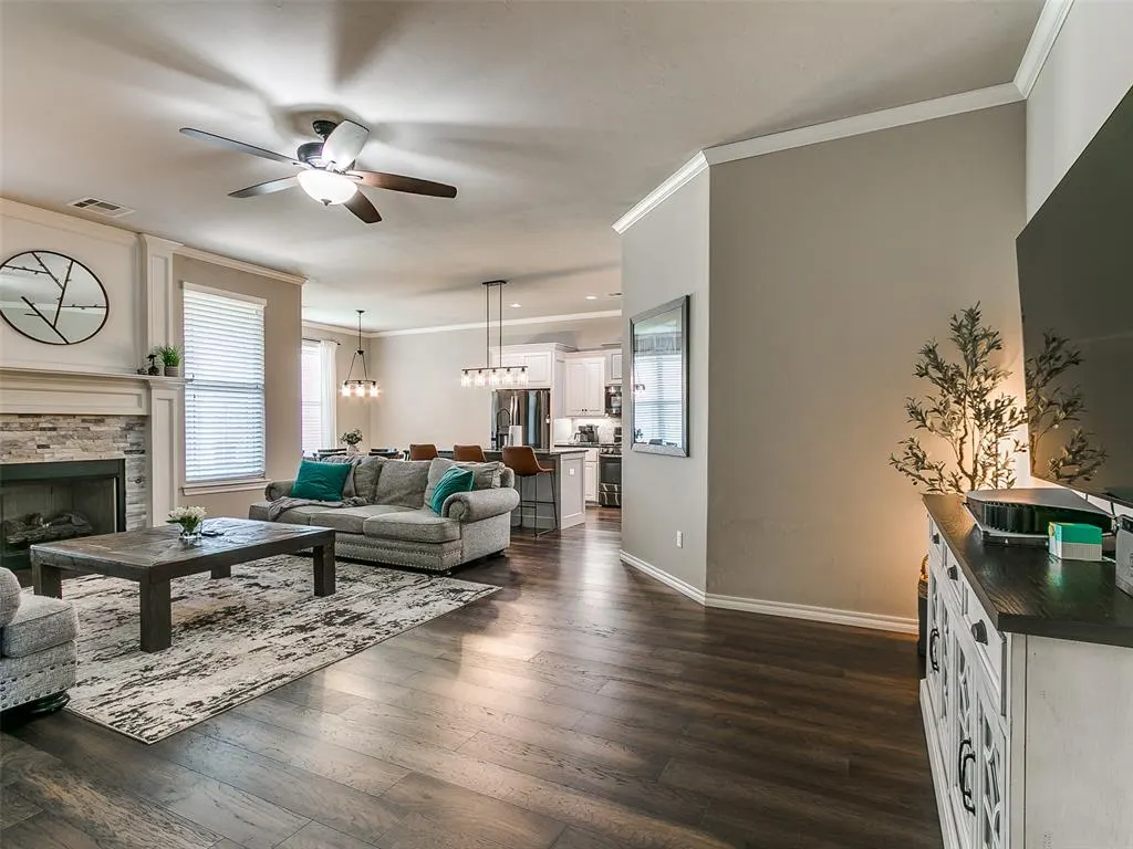 Photo 11 — 12108 SW 17th Street, Yukon, OK 73099