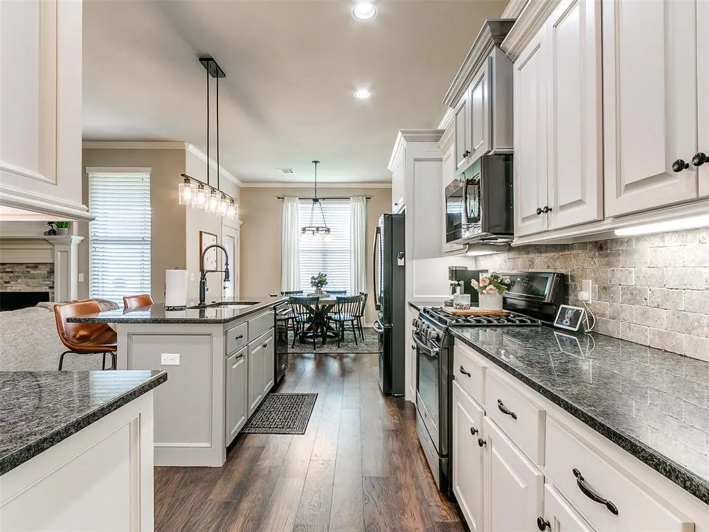 Photo 18 — 12108 SW 17th Street, Yukon, OK 73099
