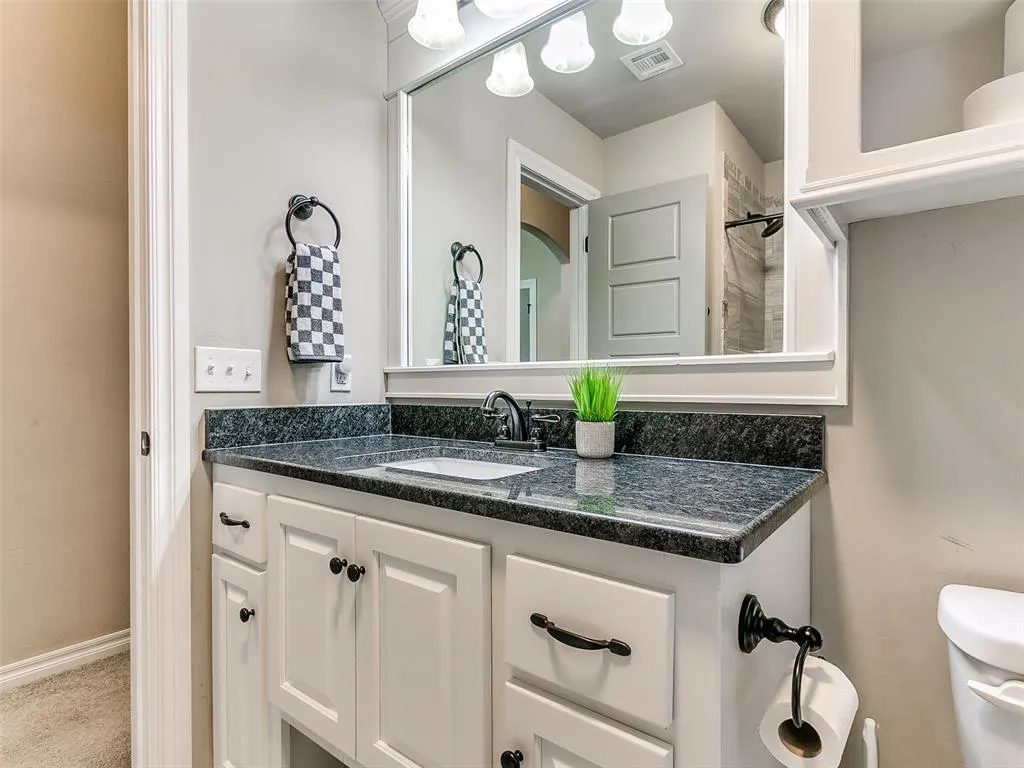 Photo 25 — 12108 SW 17th Street, Yukon, OK 73099
