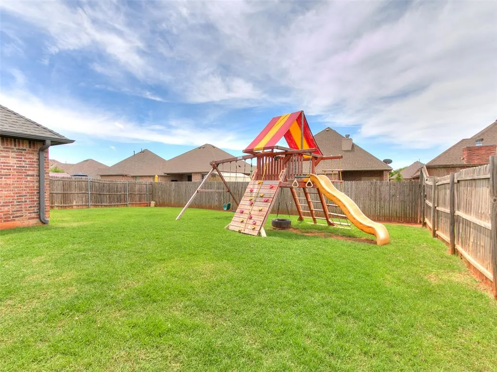 Photo 43 — 12108 SW 17th Street, Yukon, OK 73099
