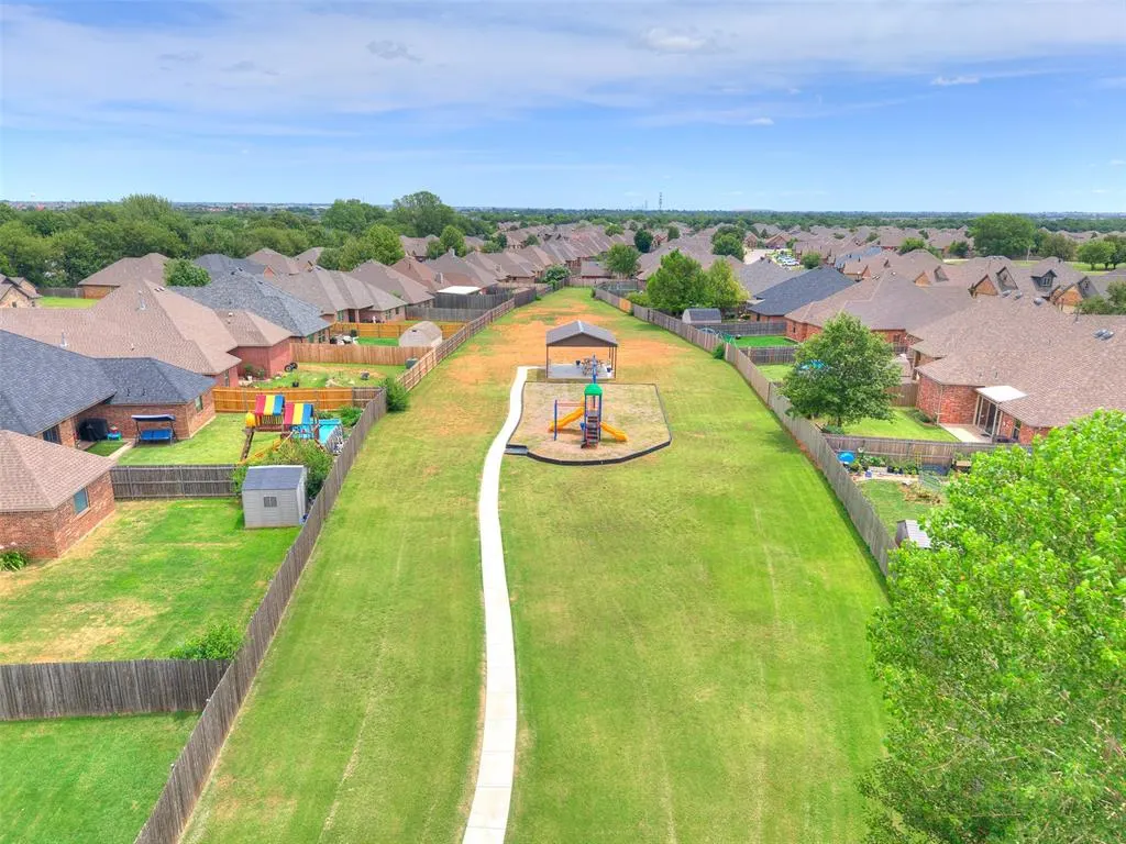 Photo 45 — 12108 SW 17th Street, Yukon, OK 73099