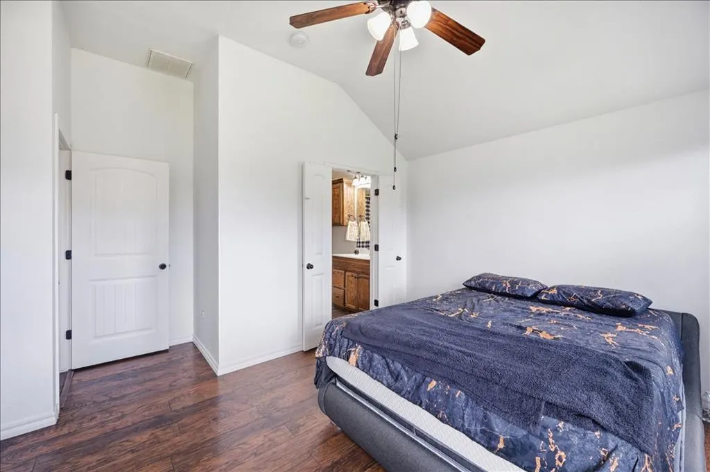 Photo 19 — 10716 SW 33rd Terrace, Yukon, OK 73099