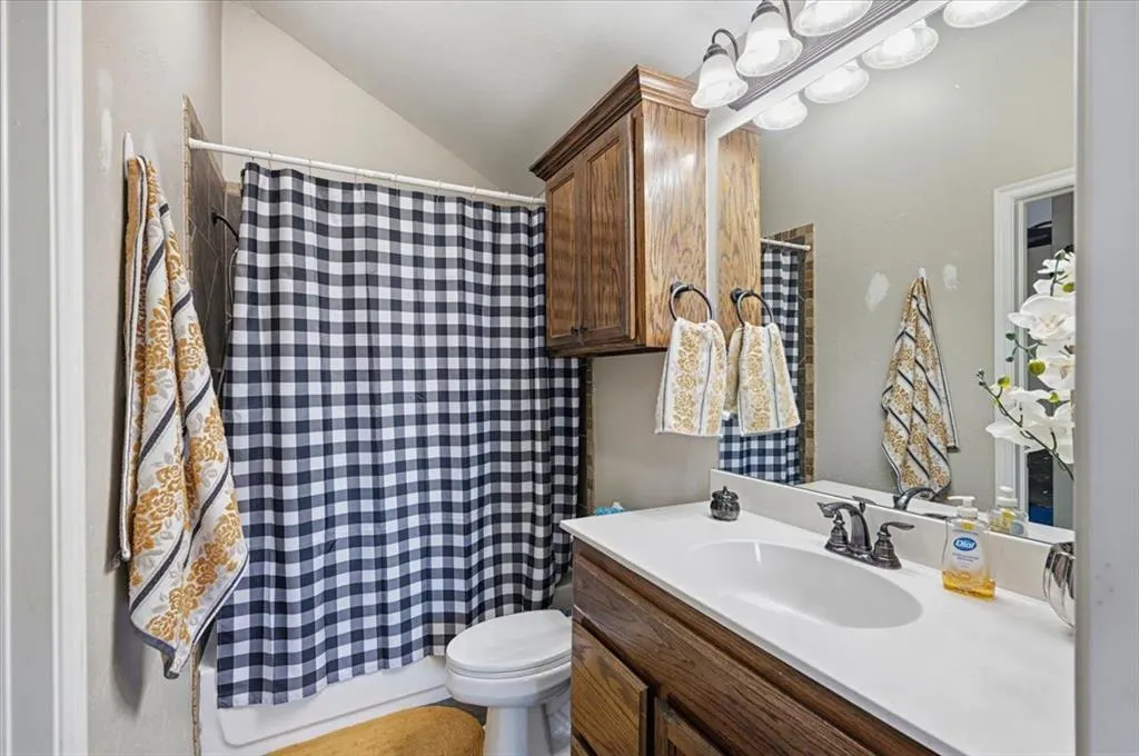Photo 20 — 10716 SW 33rd Terrace, Yukon, OK 73099