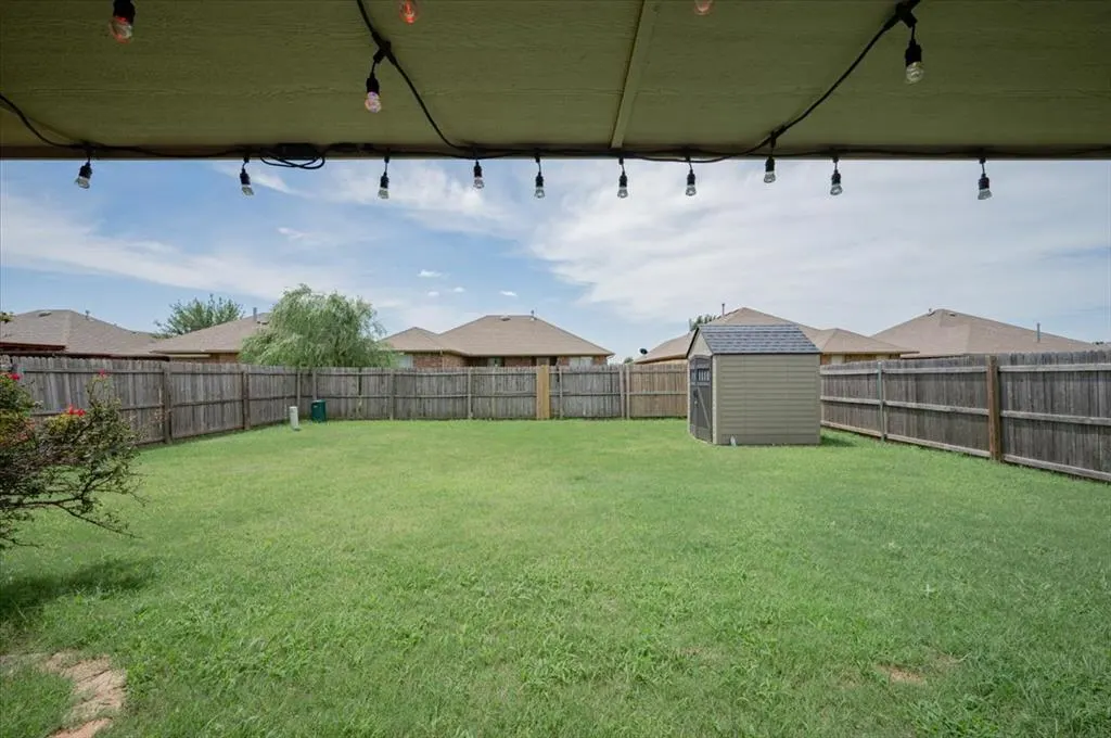 Photo 29 — 10716 SW 33rd Terrace, Yukon, OK 73099