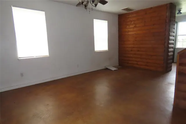 Photo 2 — 1801 Cheyenne Lane, Blanchard, OK 73010