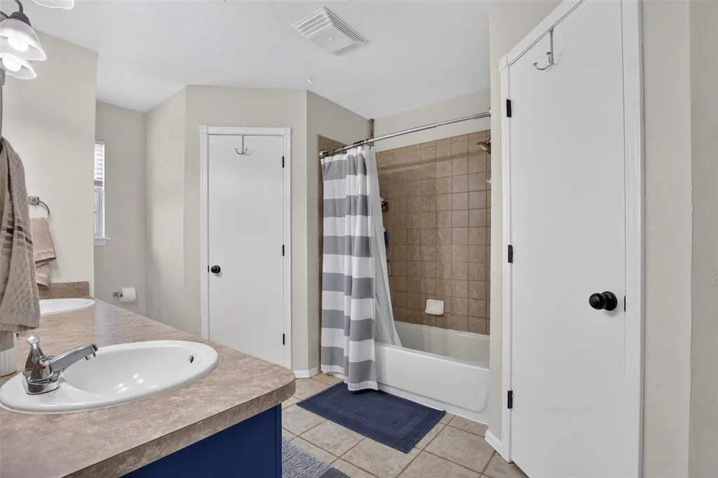 Photo 17 — 1820 Cherokee Trail, Choctaw, OK 73020