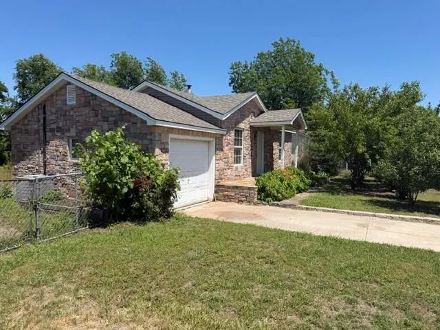 Photo 2 — 4003 SE 9th Street, Oklahoma City, OK 73115