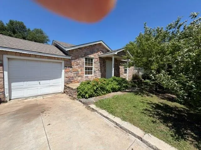 Photo 3 — 4003 SE 9th Street, Oklahoma City, OK 73115
