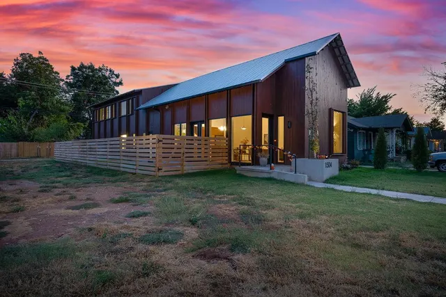 Photo 2 — 1504 NW 46th Street, Oklahoma City, OK 73118